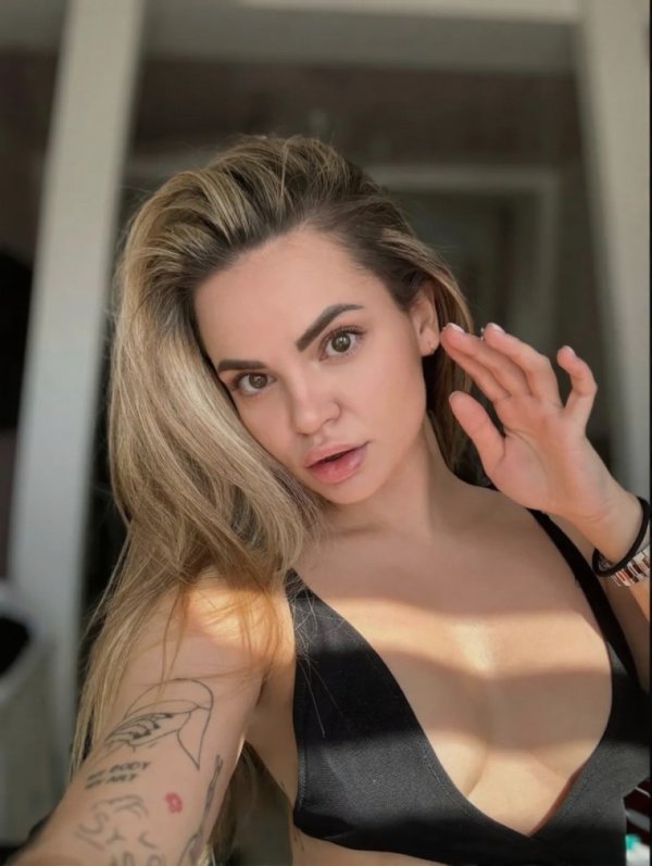 8a53aba5-29c2-4794-875e-38bfcf5a2ca7.jpg